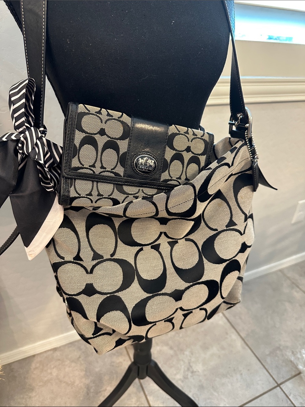 Coach 2012  Signature Jacquard Shoulder Bag & Wallet Set
